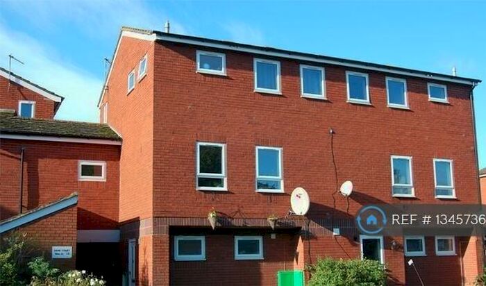 2 Bedroom Maisonette To Rent In Dane Court, Aylesbury, HP21