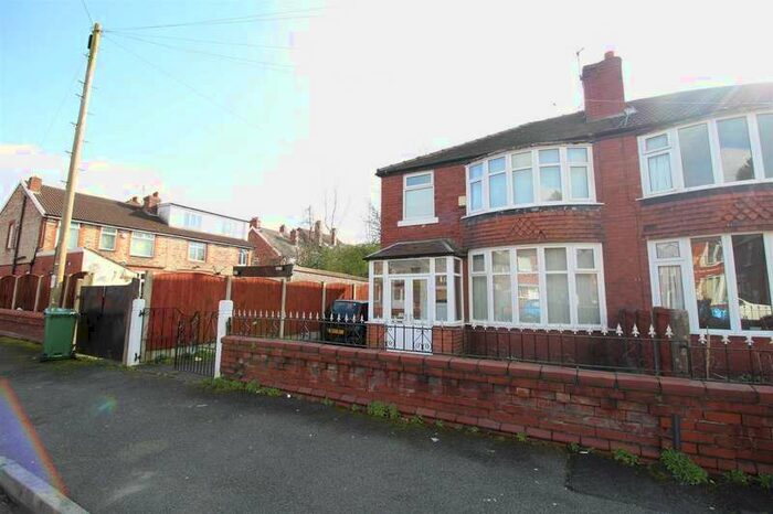 3 Bedroom Property To Rent In Brentbridge Road, Fallowfield, M14