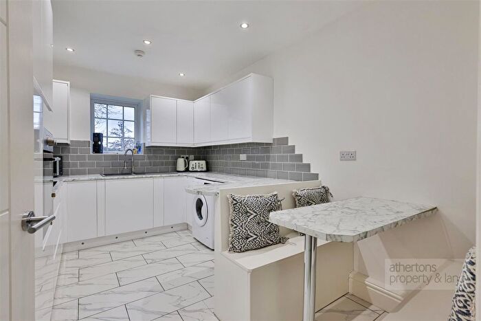 2 Bedroom Flat For Sale In Watling Gate, Brockhall Village, Ribble Valley, BB6