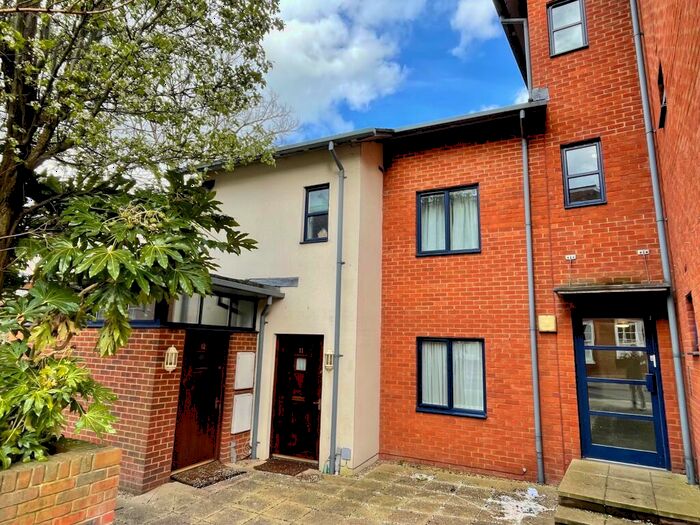 1 Bedroom Flat To Rent In Hyde Street, Winchester, Furnished, SO23