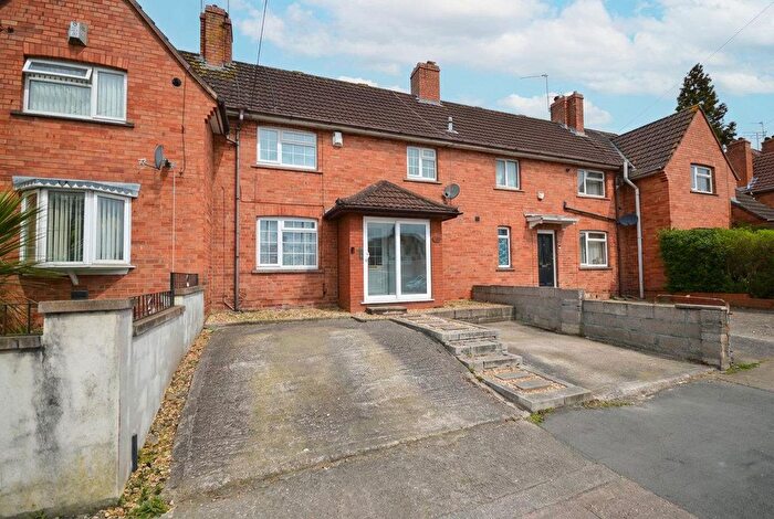 3 Bedroom Terraced House For Sale In Salcombe Road, Knowle, Bristol, BS4
