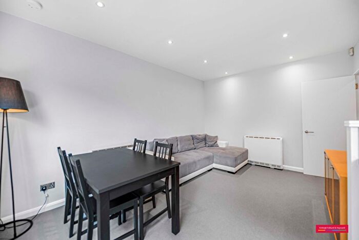 1 Bedroom Flat To Rent In Paddington Street, London, W1U