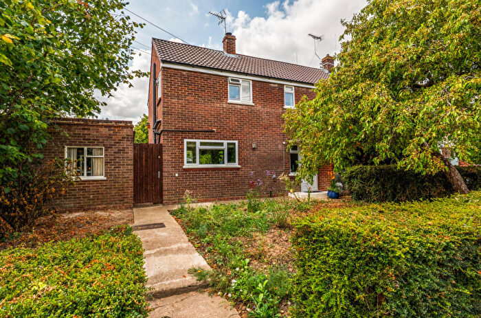 3 Bedroom Semi-Detached House For Sale In Red Rose, Binfield, Bracknell, RG42