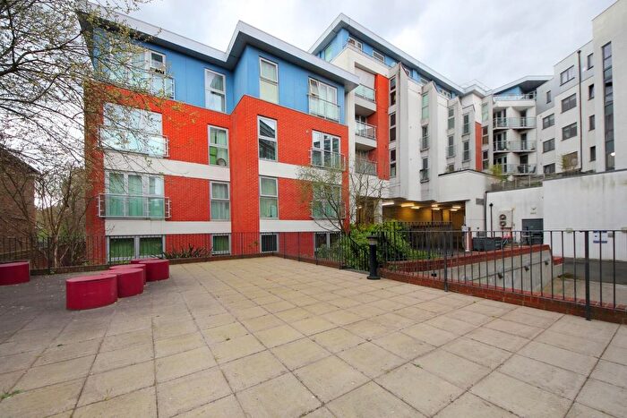 1 Bedroom Flat For Sale In Corrigan Court, W5