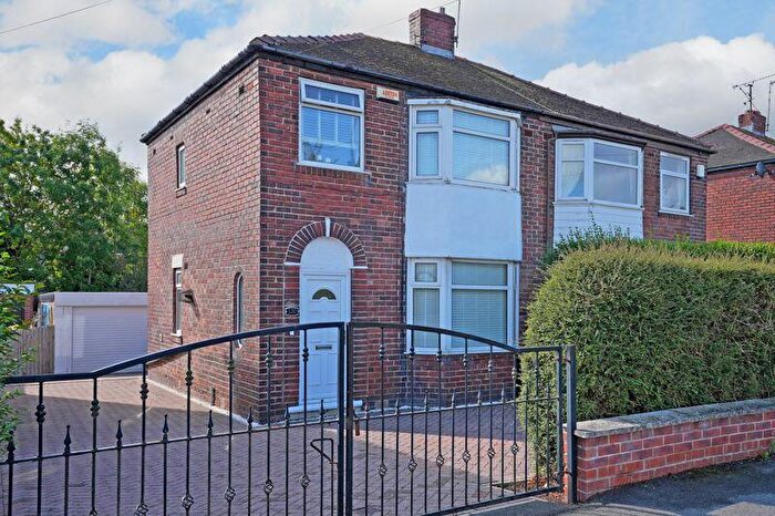 3 Bedroom Semi-Detached House For Sale In Seagrave Crescent, Sheffield, S12