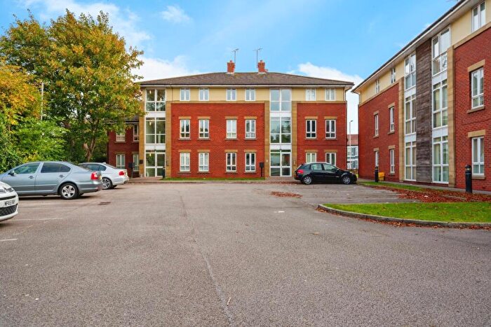 2 Bedroom Apartment For Sale In Mayfair Court, Prenton, CH43