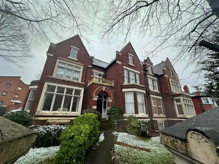 2 Bedroom Flat To Rent In Victorian Crescent, Town Moor, Doncaster, DN2