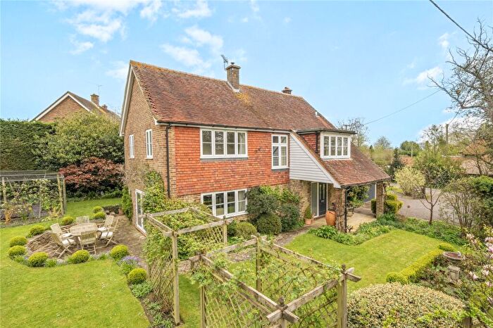 4 Bedroom Detached House For Sale In Wisborough Gardens, Wisborough Green, Billingshurst, West Sussex, RH14
