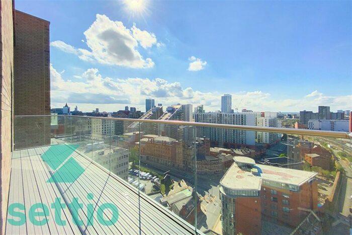 3 Bedroom Apartment To Rent In Exchange Point, New Kings Head Yard, M3