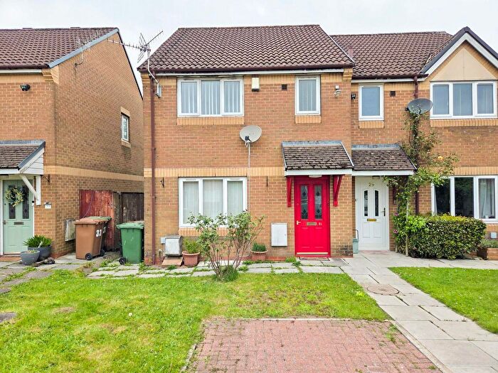 3 Bedroom Semi-Detached House For Sale In Heol Gwaun Rhos, Pontypandy, CF83
