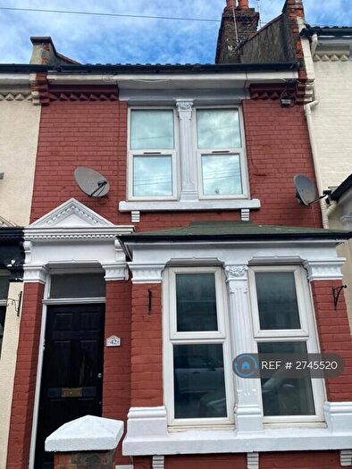 2 Bedroom Terraced House To Rent In Foord Street, Rochester, ME1