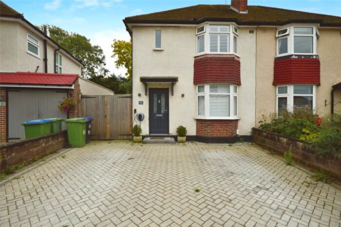 3 Bedroom Semi-Detached House To Rent In The Crescent, West Molesey, Surrey, KT8