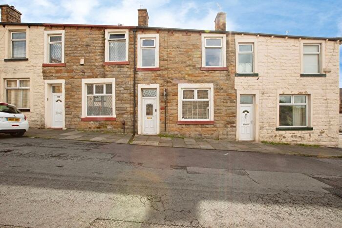 3 Bedroom Terraced House For Sale In Shakespeare Street, Padiham, Burnley, Lancashire, BB12