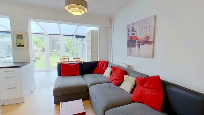 4 Bedroom Terraced House To Rent In Guildford Park Avenue, Guildford, Surrey, GU2