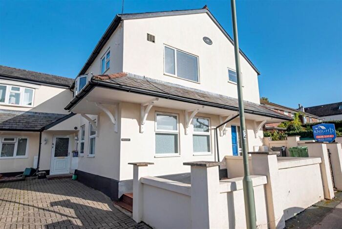 2 Bedroom Maisonette For Sale In The Old Dairy, Camberley, GU15