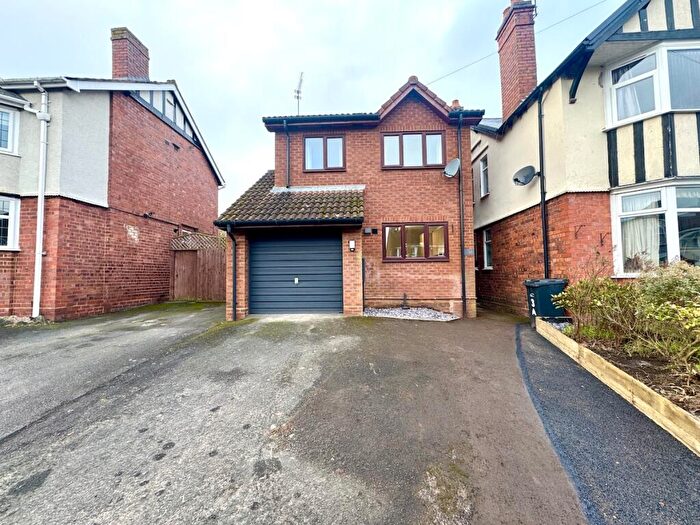 3 Bedroom Detached House To Rent In Wollaston - Eggington Road, DY8