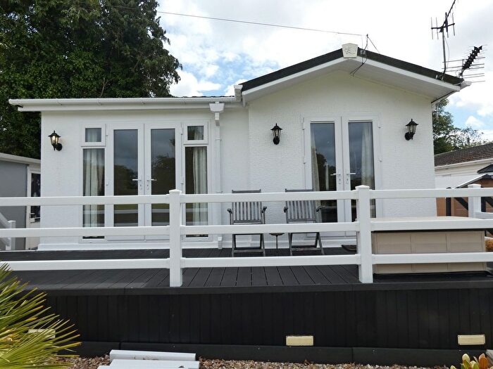 1 Bedroom Property For Sale In Cannisland Park, Parkmill, Swansea., SA3
