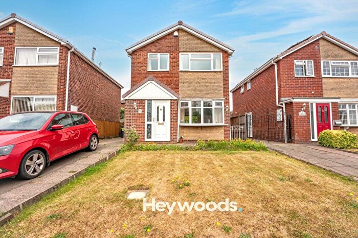3 Bedroom Detached House For Sale In Sunningdale Grove, Newcastle, ST5