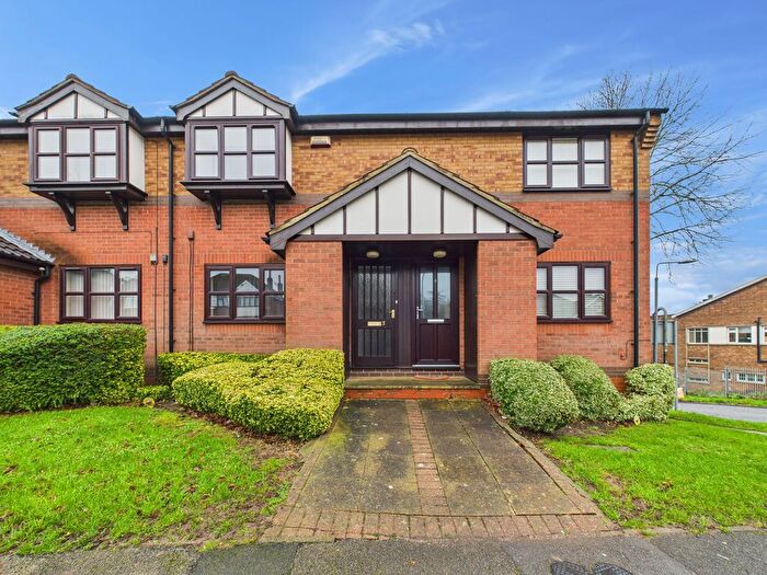 1 Bedroom Maisonette For Sale In Douglas Court, Carlton, Nottingham, NG4