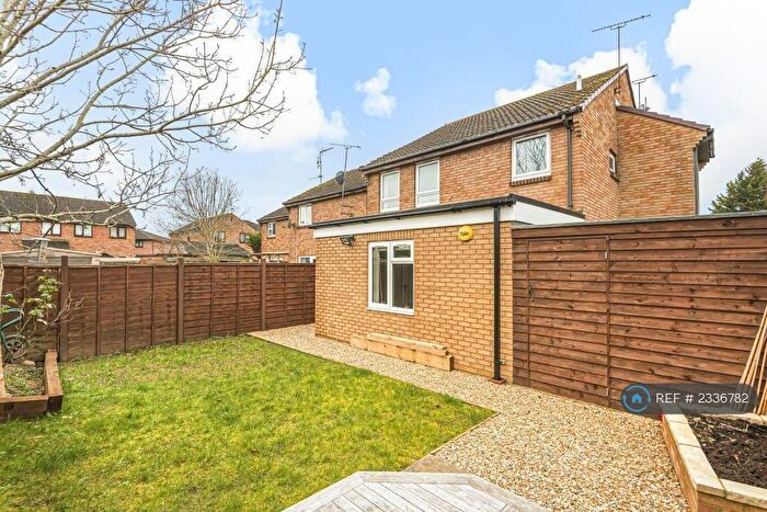 1 Bedroom Flat To Rent In Bowes Road, Thatcham, RG19