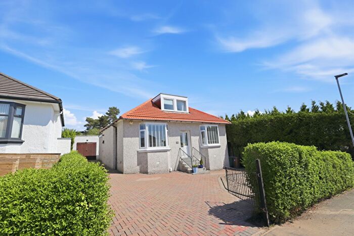 3 Bedroom Detached House For Sale In Lochearnhead Road, Stepps, Glasgow, G33