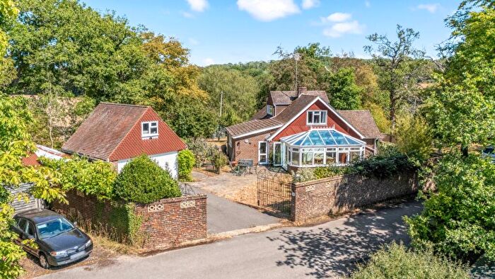 3 Bedroom House For Sale In Bognor Road, Broadbridge Heath, RH12