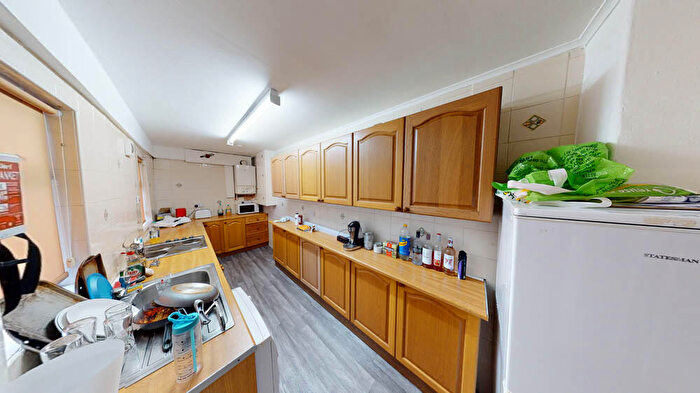 4 Bedroom House To Rent In Grimthorpe Street, Leeds, LS6