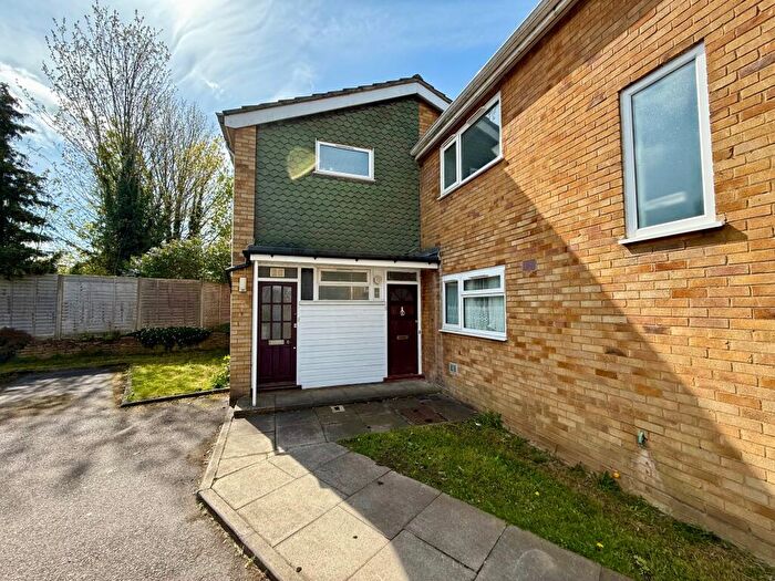 1 Bedroom Apartment To Rent In Seymour Road, Luton, LU1