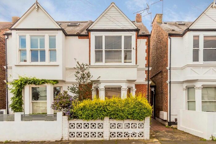 1 Bedroom Flat To Rent In Graham Road, London, W4