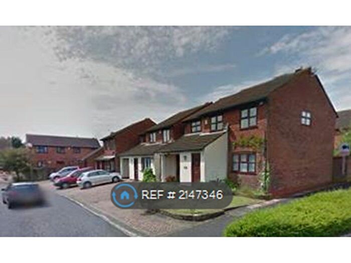 4 Bedroom Detached House To Rent In Shorham Rise, Two Mile Ash, Milton Keynes, MK8