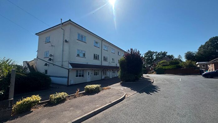 2 Bedroom Flat To Rent In Chessmount Rise, Chesham, HP5