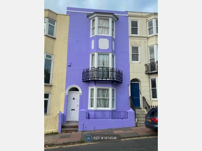 6 Bedroom Terraced House To Rent In Egremont Place, Brighton, BN2