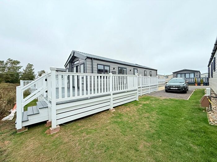 2 Bedroom Lodge For Sale In Westwood, Warners Lane, PO20