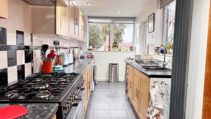 3 Bedroom End Of Terrace House For Sale In Queen Isabels Avenue, Cheylesmore, Coventry, CV3