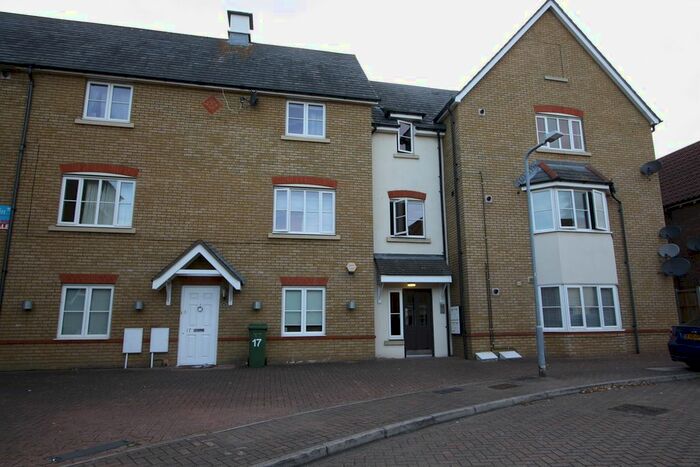 2 Bedroom Flat To Rent In San Marcos Drive, Grays, RM16