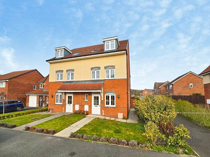 3 Bedroom Semi Detached House For Sale In Richardson Way, Consett, Durham, DH8