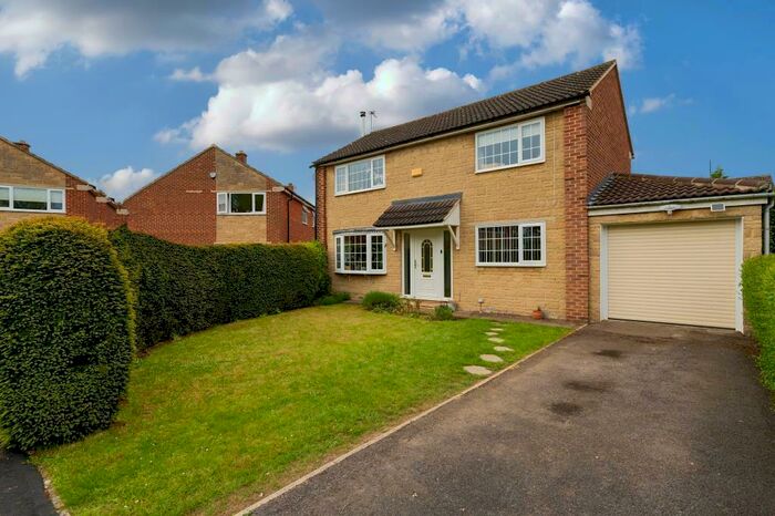 3 Bedroom Detached House To Rent In St. Hughs Close, Bicester, OX26