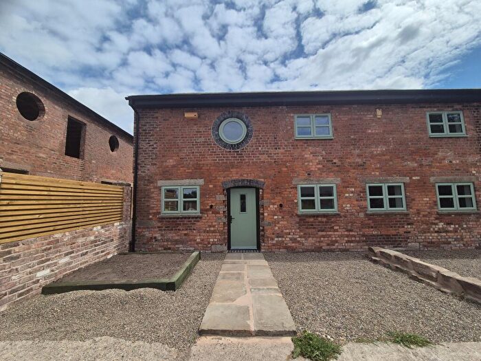 3 Bedroom Barn To Rent In Thornton Green Lane, Thornton-le-Moors, Chester, CH2