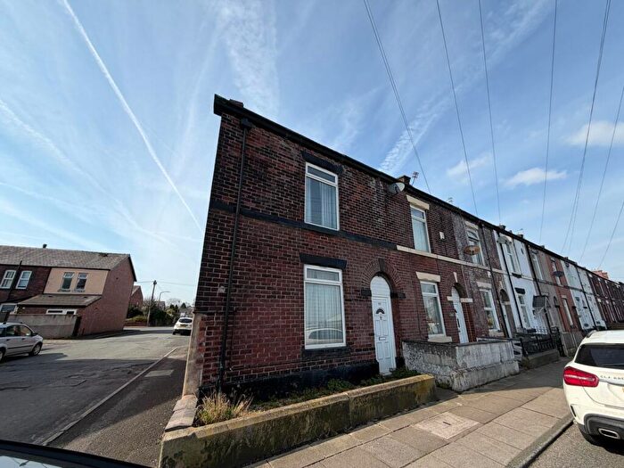 2 Bedroom End Of Terrace House To Rent In Eton Hill Road, Radcliffe, Manchester, M26