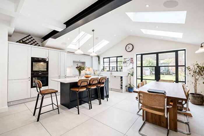 3 Bedroom Property For Sale In Strathbrook Road, Streatham, SW16