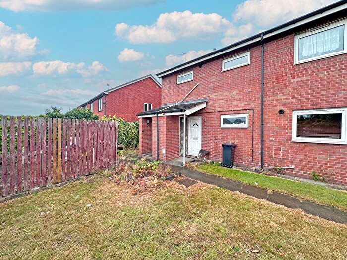 2 Bedroom Flat For Sale In Church Street, Tipton, DY4