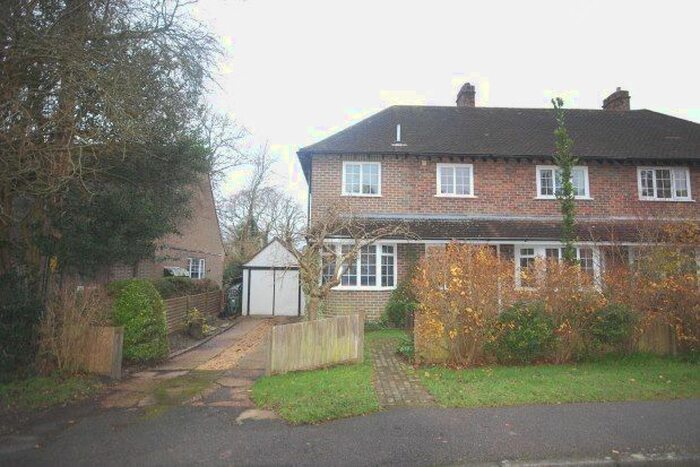 3 Bedroom Property To Rent In Gordon Road, Uckfield TN22