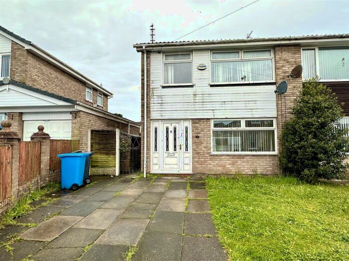 3 Bedroom Semi-Detached House For Sale In Filbert Close, Kirkby, Liverpool, L33