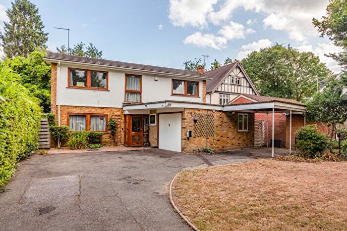 4 Bedroom Detached House For Sale In Dartnell Park Road, West Byfleet, Surrey, KT14