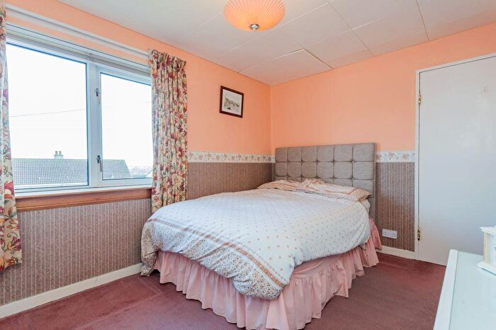 2 Bedroom Villa For Sale In Montrose Road, Paisley, PA2