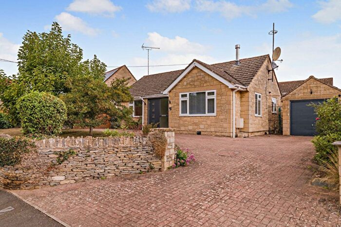 2 Bedroom Bungalow For Sale In High Street, Kempsford, Fairford, Gloucestershire, GL7
