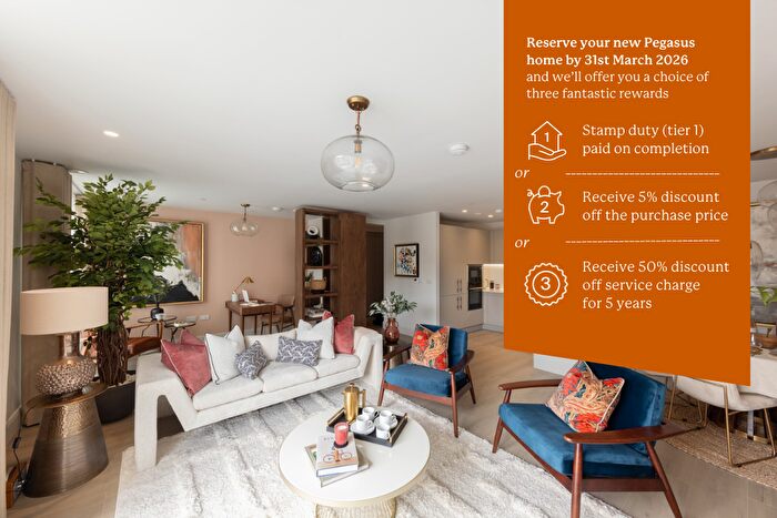 2 Bedroom Retirement Property For Sale In Hobbs Close, West Byfleet, KT14