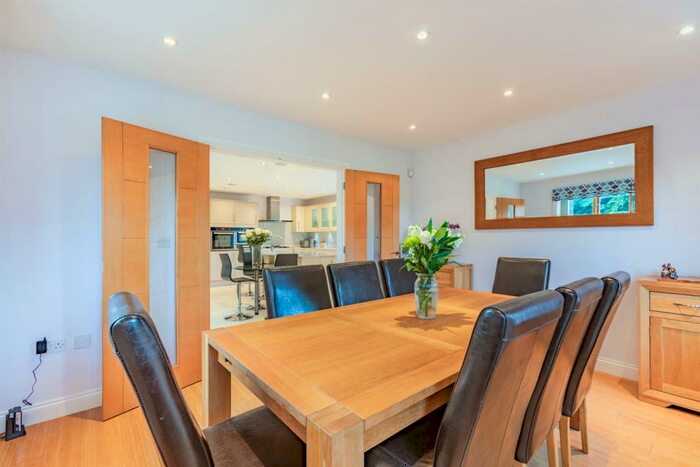 5 Bedroom Detached House For Sale In Fosse Way, Stretton On Dunsmore, Rugby, Warwickshire, CV23