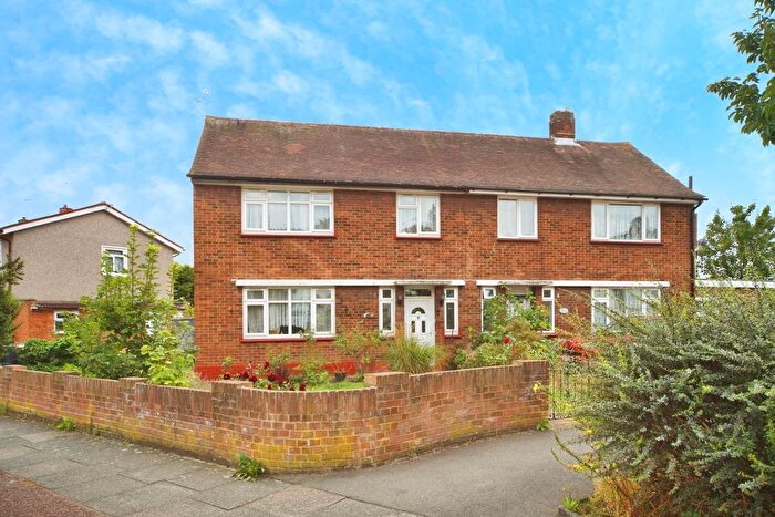 3 Bedroom Semi-Detached House For Sale In Park Avenue, East Ham, London, E6