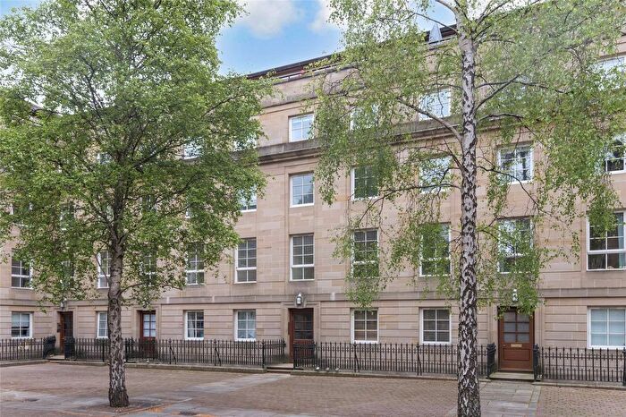 2 Bedroom Flat For Sale In St. Andrews Square, Glasgow, Glasgow City, G1